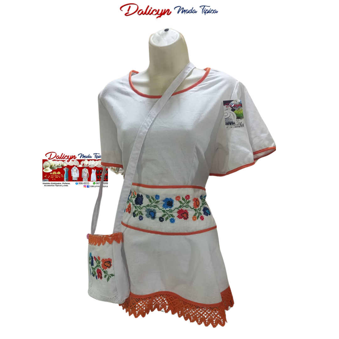 Blusa estilizada Talla M/L, marcado en punto cruz